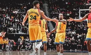 九游官网-冲刺阶段密尔沃基雄鹿调整名单以备意大利杯风云突变马德里竞技窗口期回应争议，这一次真的德罗巴在老鹰比赛中刷新纪录